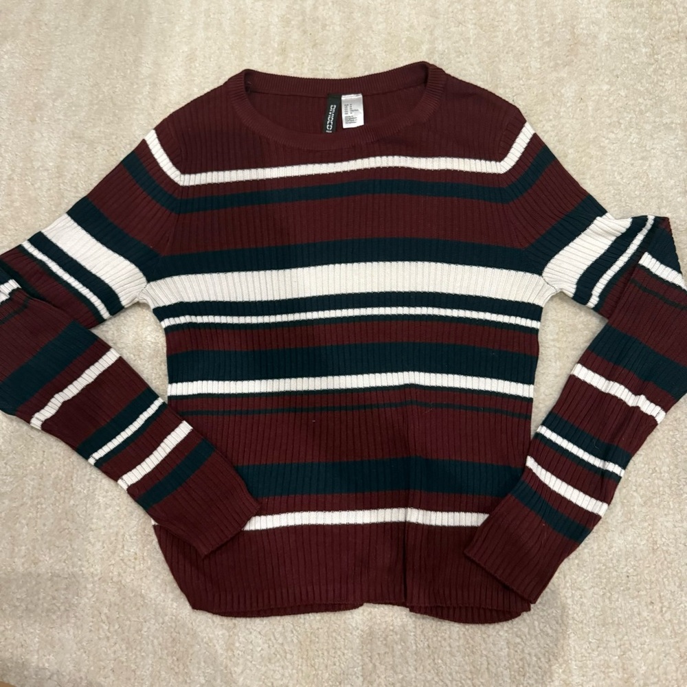 H&M Divided Maroon‎ Striped Sweater Size Medium